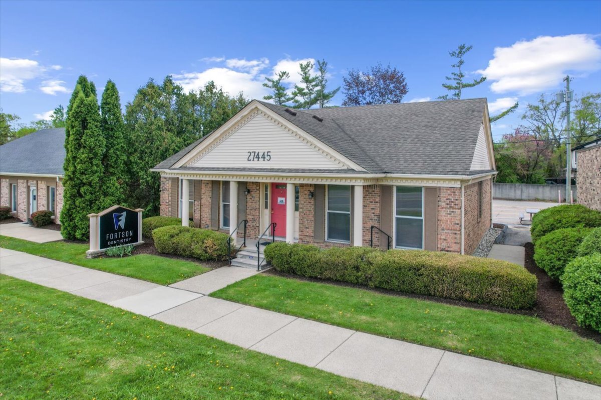 27445 Southfield Rd, Southfield, MI à vendre Photo de l’immeuble– Image 1 sur 10
