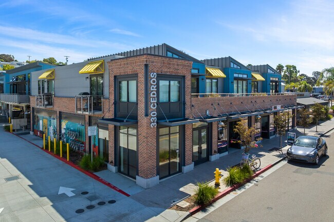 Plus de détails pour 330 S Cedros Ave, Solana Beach, CA - Bureau, Local commercial à louer
