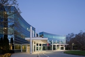 5900 Hillandale Dr, Lithonia, GA à louer - Photo de l’immeuble – Image 2 sur 9