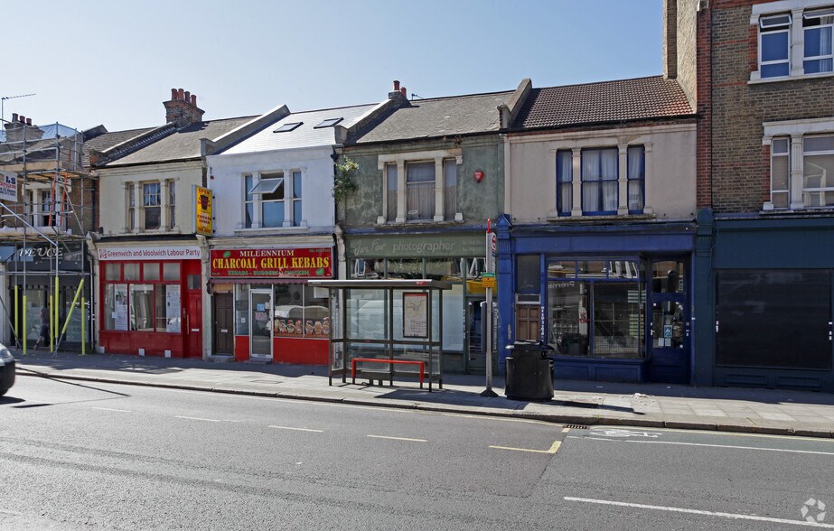 28 Woolwich Rd, Londres à vendre - Photo principale – Image 1 sur 3