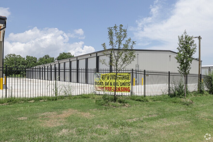 1621 W 79th St, Tulsa, OK à louer - Photo de l’immeuble – Image 2 sur 12