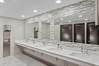 1200 N Federal Hwy, Boca Raton, FL à louer Photo intérieure– Image 2 sur 8