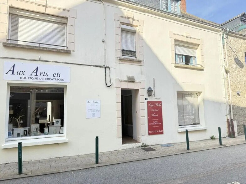 Local commercial dans Sarzeau à vendre - Photo de l’immeuble – Image 2 sur 3
