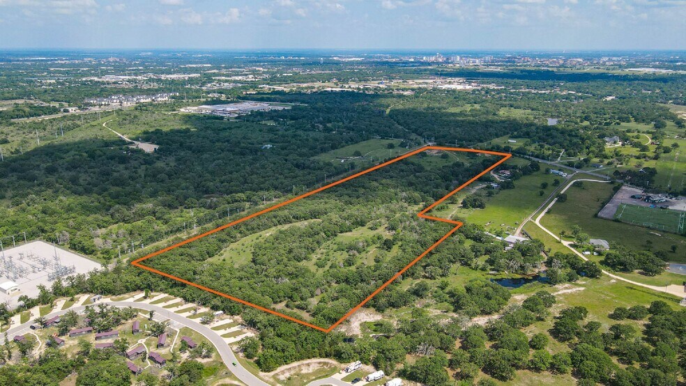 4296 Leonard Rd, Bryan, TX à vendre - Photo de l’immeuble – Image 2 sur 9