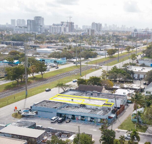 1318 N Dixie Hwy, Hollywood, FL à louer - Photo de l’immeuble – Image 3 sur 7