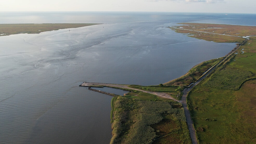 9080 S 1st St, Sabine Pass, TX à vendre - Aérien – Image 1 sur 10