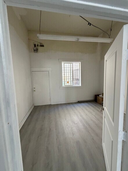 1604 W Pico Blvd, Los Angeles, CA à louer - Photo de l’immeuble – Image 2 sur 8