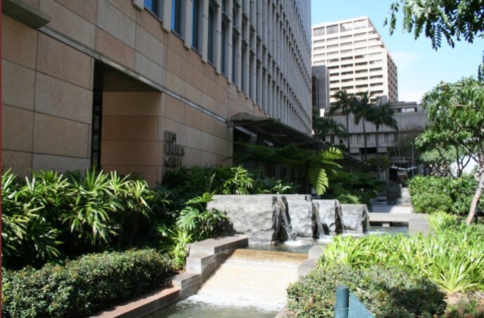 999 Bishop St, Honolulu, HI à louer - Photo de l’immeuble – Image 2 sur 6
