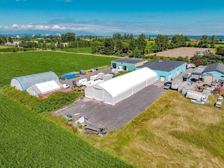 6455 64 St, Delta, BC à vendre - Aérien – Image 3 sur 40