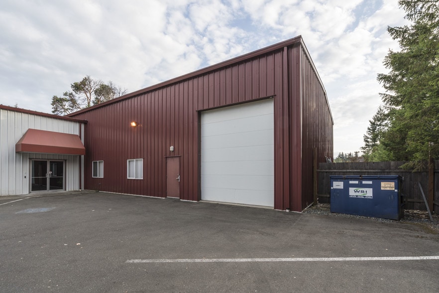 1150 Industrial Way, Parksville, BC à vendre - Photo de l’immeuble – Image 3 sur 5