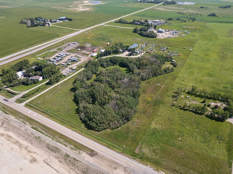 261224 Rge Rd 290, Rocky View County, AB à vendre - Aérien – Image 2 sur 6