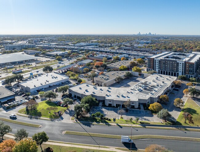 Plus de détails pour 9229 Waterford Centre Blvd, Austin, TX - Bureau, Local d'activités à louer