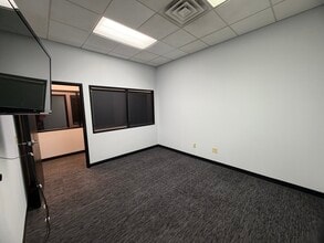 4670 Polaris Ave, Las Vegas, NV à louer Photo intérieure– Image 1 sur 2