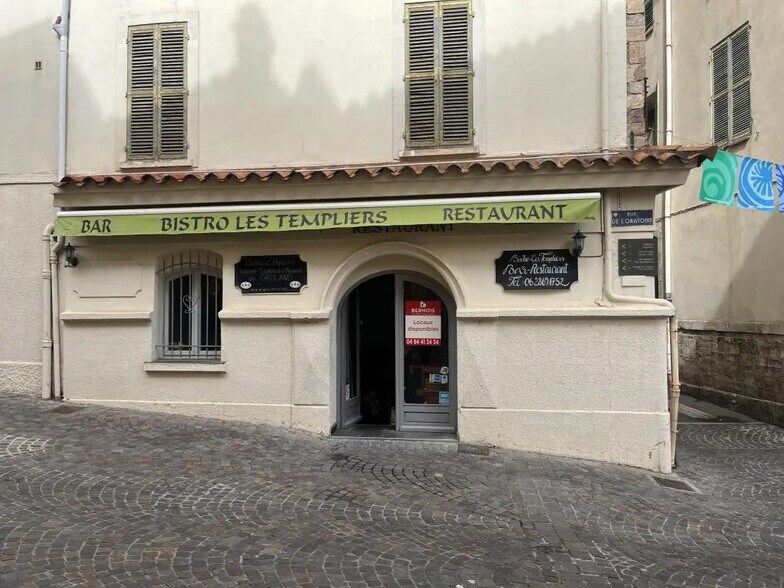 1 Rue Du Temple, Hyères à vendre - Photo de l’immeuble – Image 2 sur 9