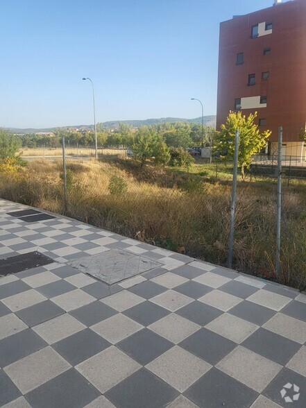 Terrain dans Cuenca, Cuenca à vendre - Photo de l’immeuble – Image 2 sur 6
