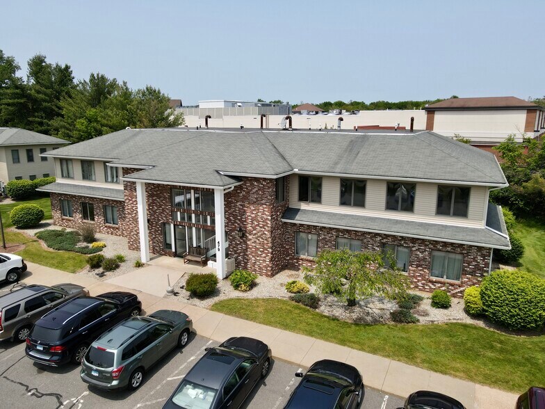 479 Buckland Rd, South Windsor, CT à vendre - Photo principale – Image 1 sur 1