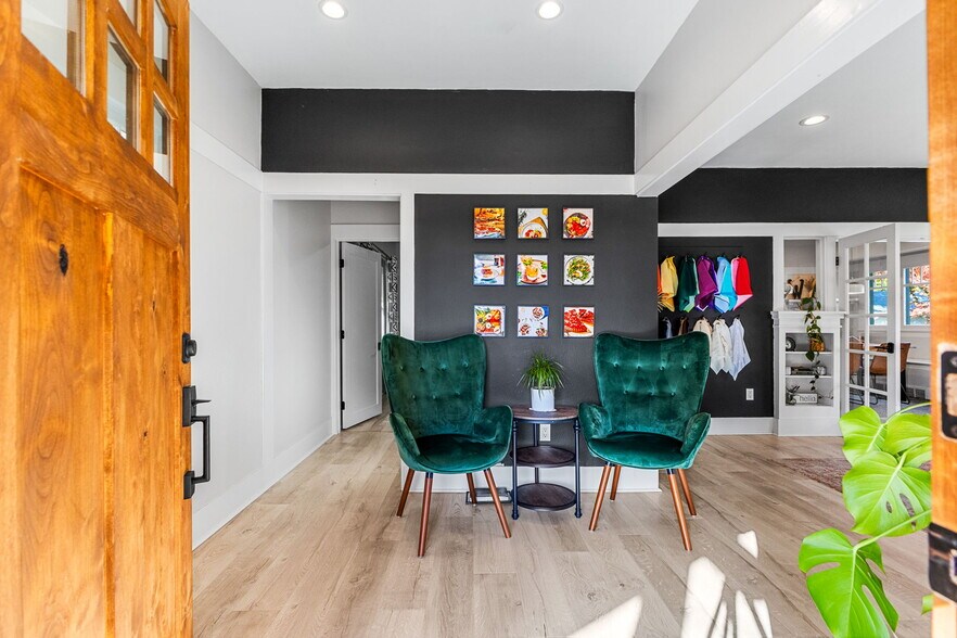 765 Liberty St SE, Salem, OR à louer - Photo de l’immeuble – Image 2 sur 25