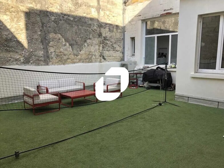 Bureau dans Bordeaux à louer - Photo de l’immeuble – Image 1 sur 10