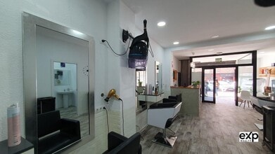 Local commercial dans Paterna, Valencia à louer Photo intérieure– Image 2 sur 7