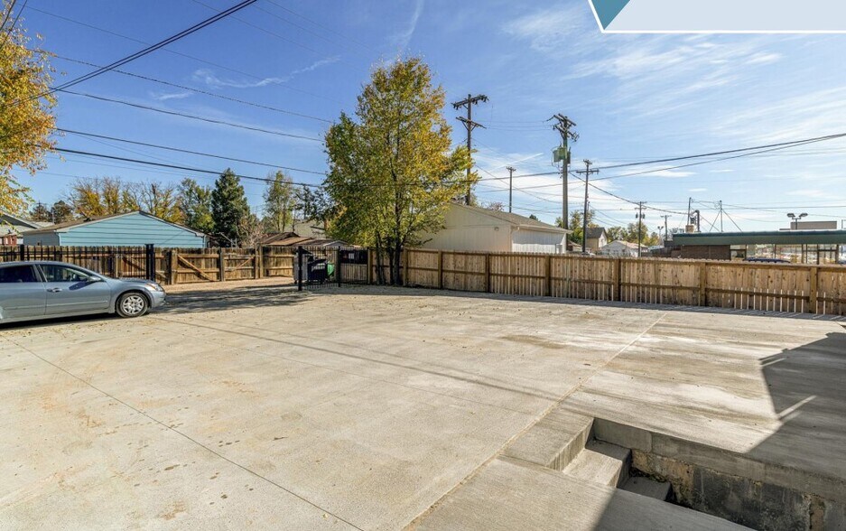 4064 S Broadway, Englewood, CO à vendre - Photo de l’immeuble – Image 3 sur 14