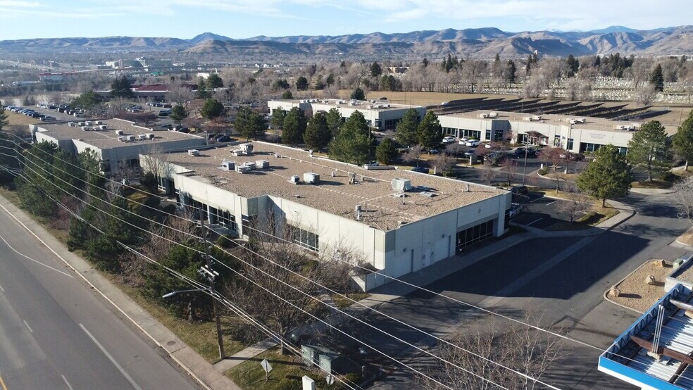 4885 Ward Rd, Wheat Ridge, CO à vendre - Photo de l’immeuble – Image 2 sur 33