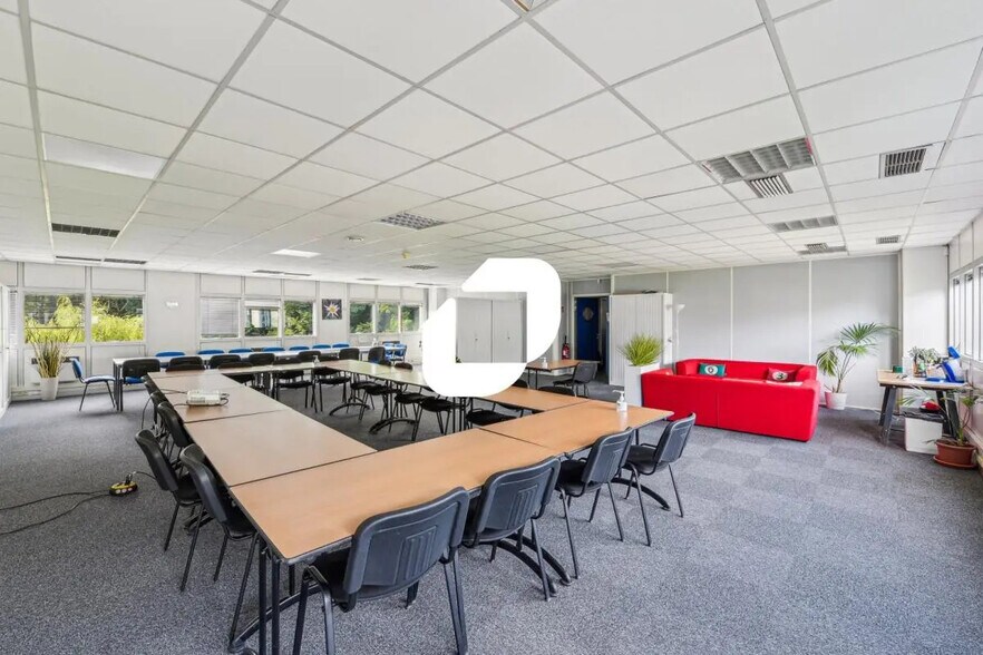 Bureau dans Meylan à vendre - Photo intérieure – Image 2 sur 12