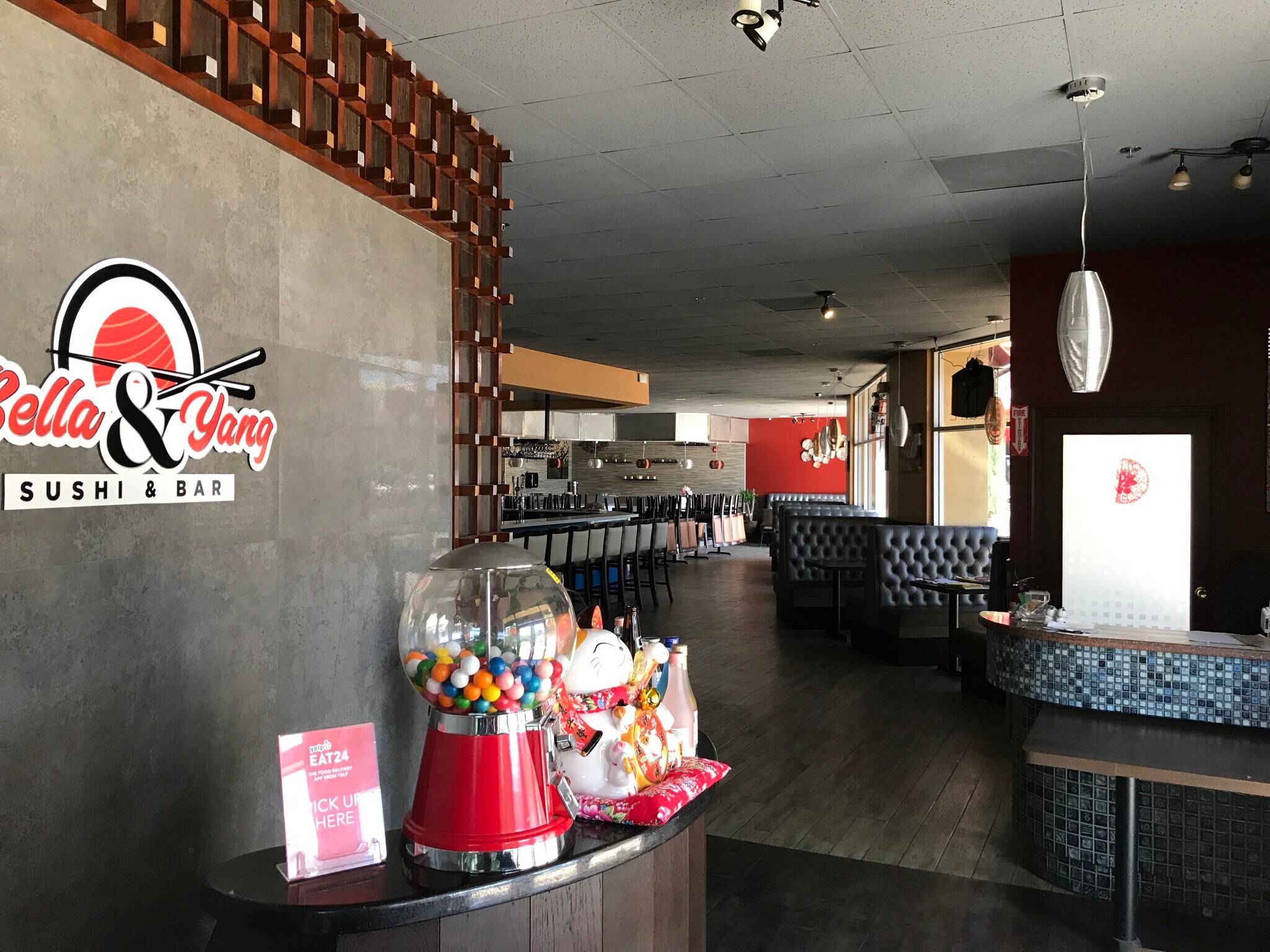 34366 Yucaipa Blvd, Yucaipa, CA à louer Photo intérieure– Image 1 sur 44