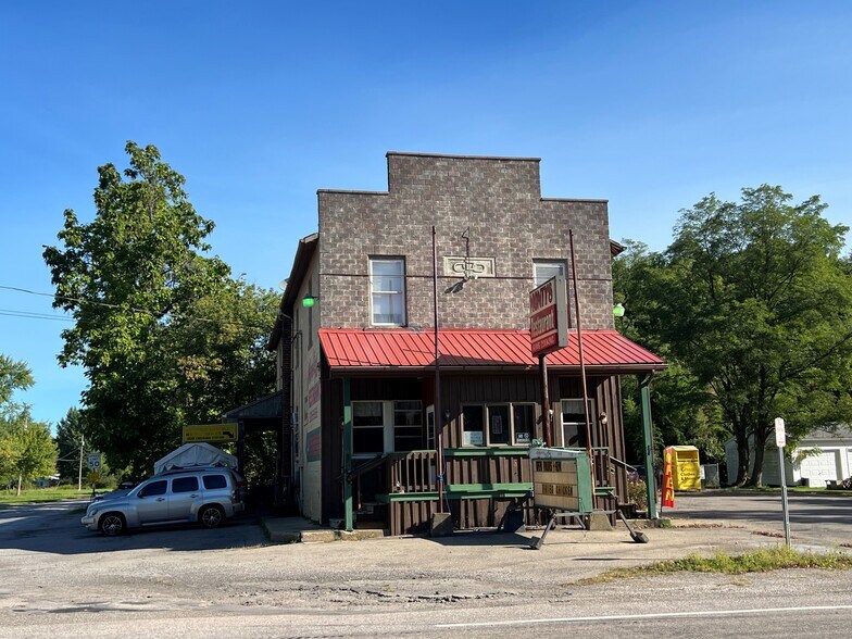 1241 Greenville Rd, Cortland, OH à vendre - Photo de l’immeuble – Image 3 sur 6