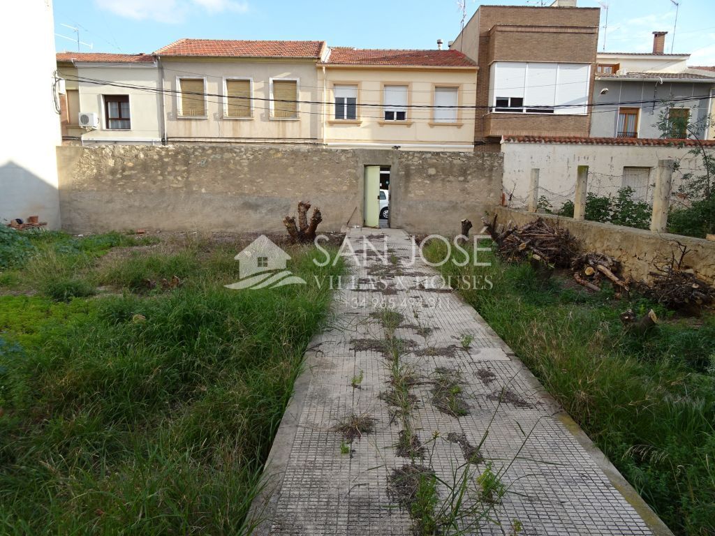 Terrain dans Novelda, Alicante à vendre Photo principale– Image 1 sur 4