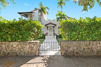 Plus de détails pour 36 Phoenetia Ave, Coral Gables, FL - Logement à vendre