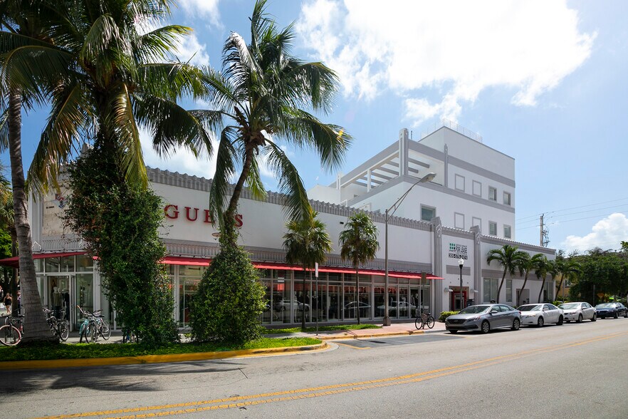 560 Lincoln Rd, Miami Beach, FL à louer - Photo de l’immeuble – Image 2 sur 6