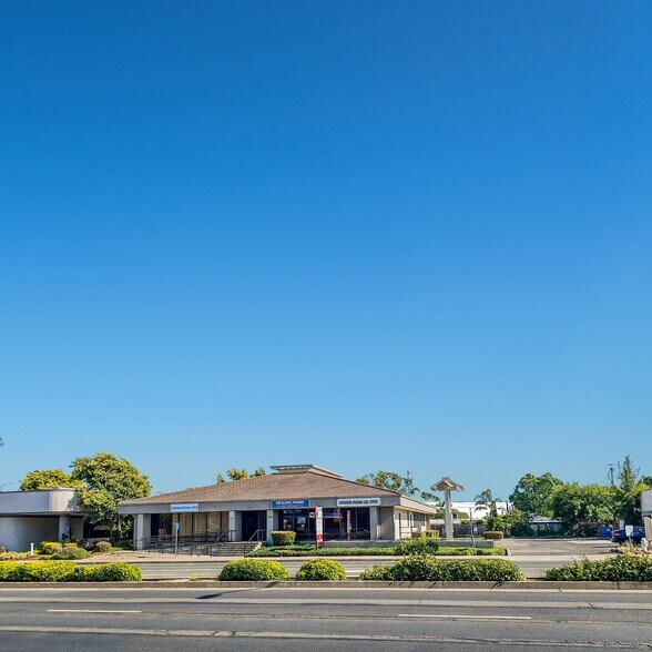 1313 Travis Blvd, Fairfield, CA à louer - Photo de l’immeuble – Image 3 sur 21