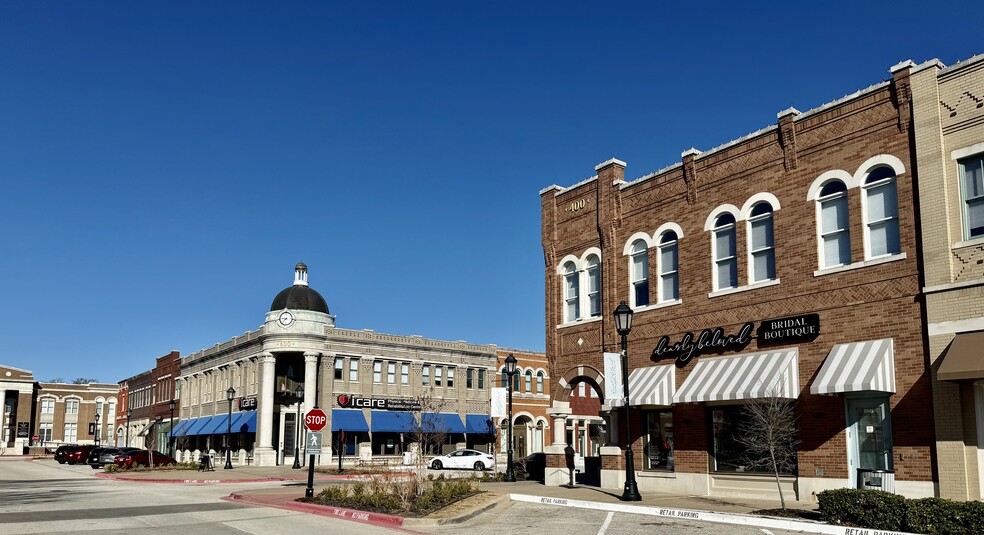 300-900 Parker Sq, Flower Mound, TX à louer - Photo de l’immeuble – Image 3 sur 25
