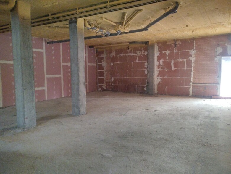 Local commercial dans Valladolid, Valladolid à vendre - Photo intérieure – Image 3 sur 6