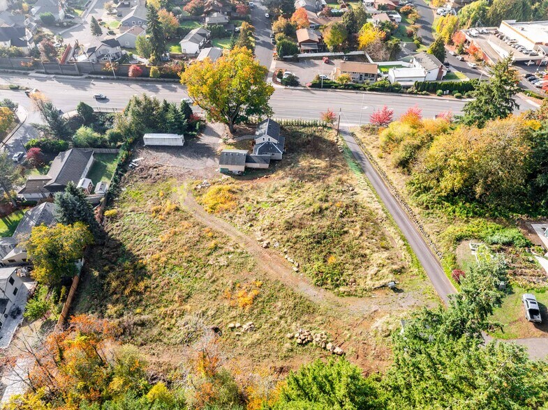 12533 SE Sunnyside Rd, Happy Valley, OR à vendre - Photo de l’immeuble – Image 3 sur 32