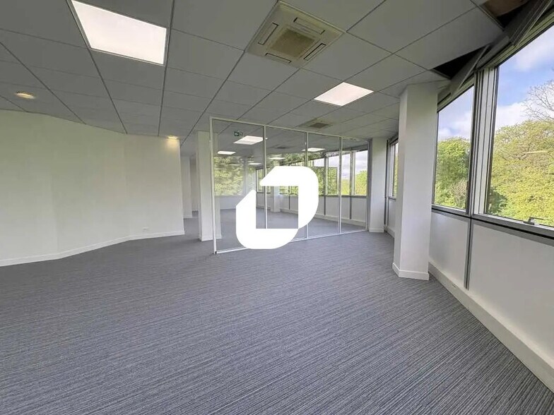 Bureau dans Meudon à louer - Photo de l’immeuble – Image 2 sur 13
