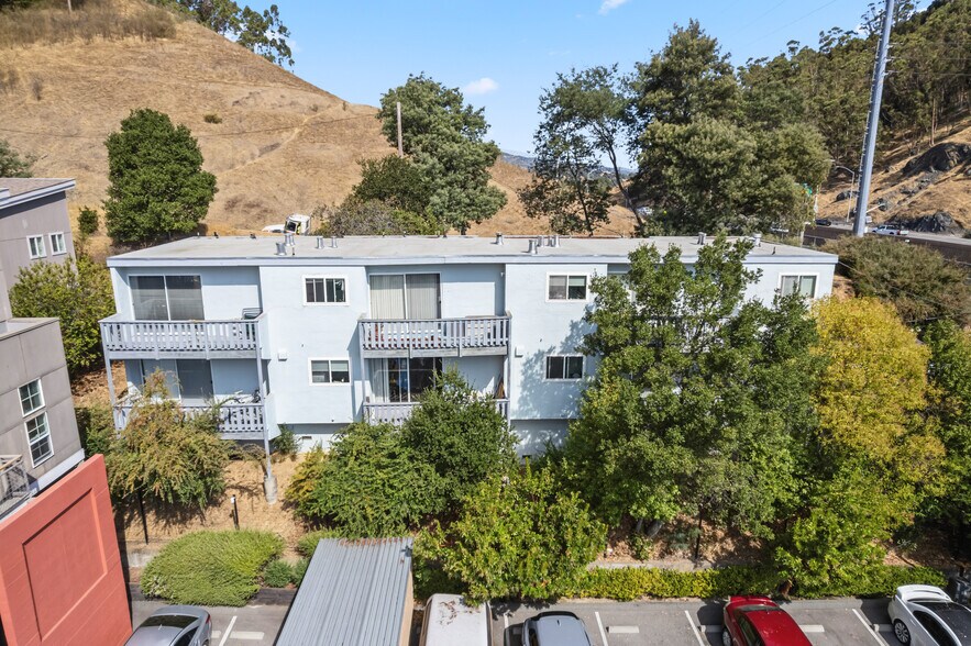 1893 Lincoln Ave, San Rafael, CA à vendre - Photo principale – Image 1 sur 10