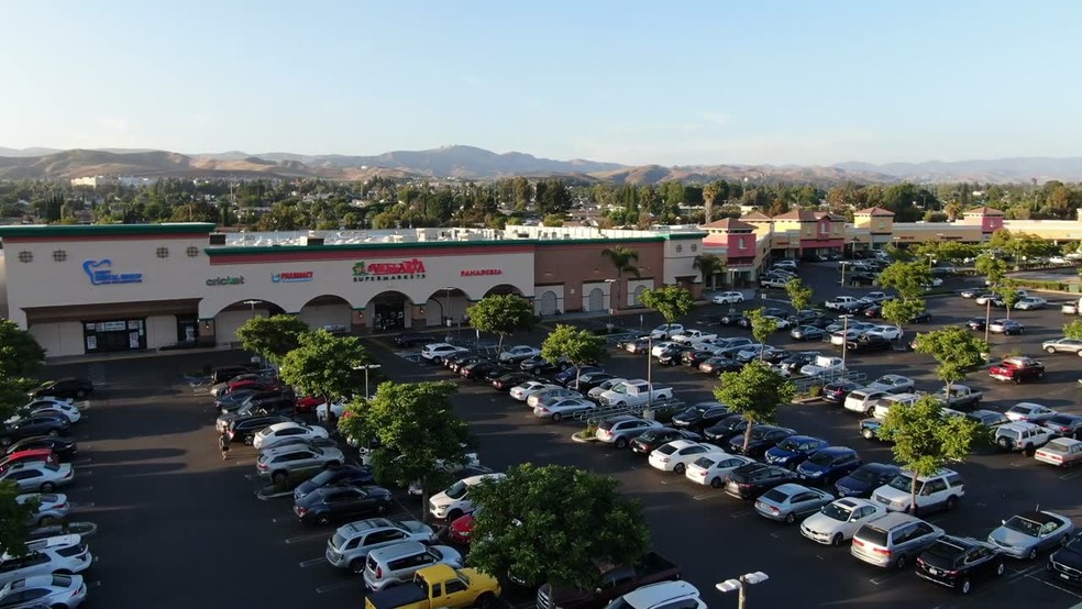 1317-1457 E Los Angeles Ave, Simi Valley, CA à louer - Vidéo sur l’annonce professionnelle – Image 2 sur 27