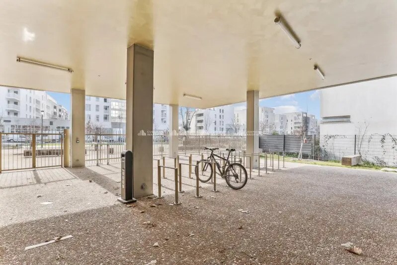 16 Rue Du 8 Mai 1945, Villeurbanne à louer - Photo de l’immeuble – Image 3 sur 15