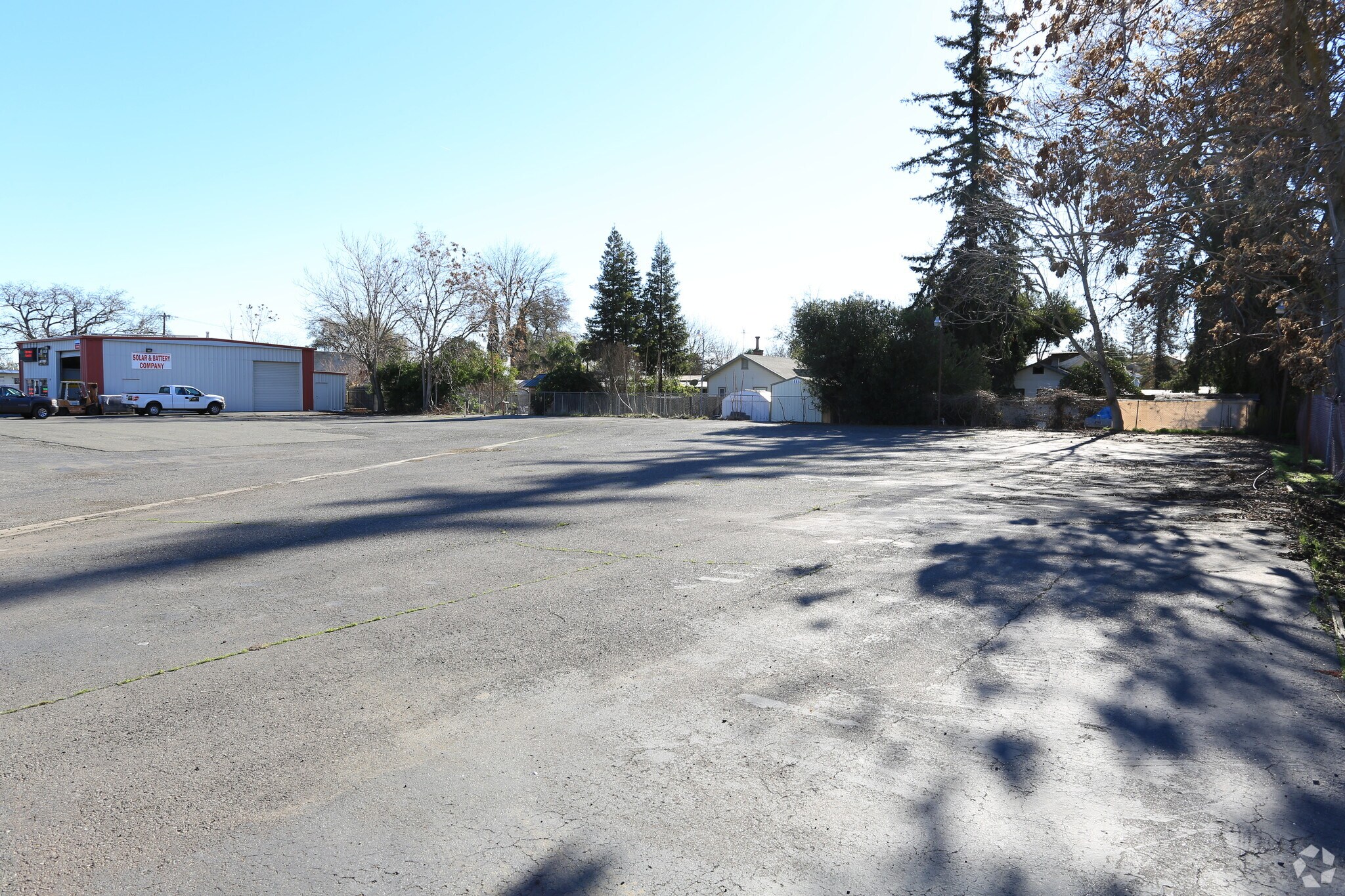 1242-1244 E Main St, Woodland, CA à vendre Photo principale– Image 1 sur 8