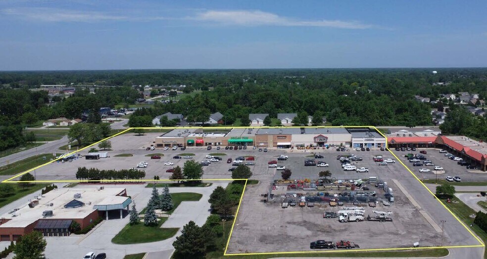 3198-3280 Gratiot Ave, Marysville, MI à vendre - Photo de l’immeuble – Image 3 sur 11