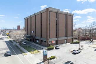 Plus de détails pour 4909 W Division St, Chicago, IL - Bureau à vendre