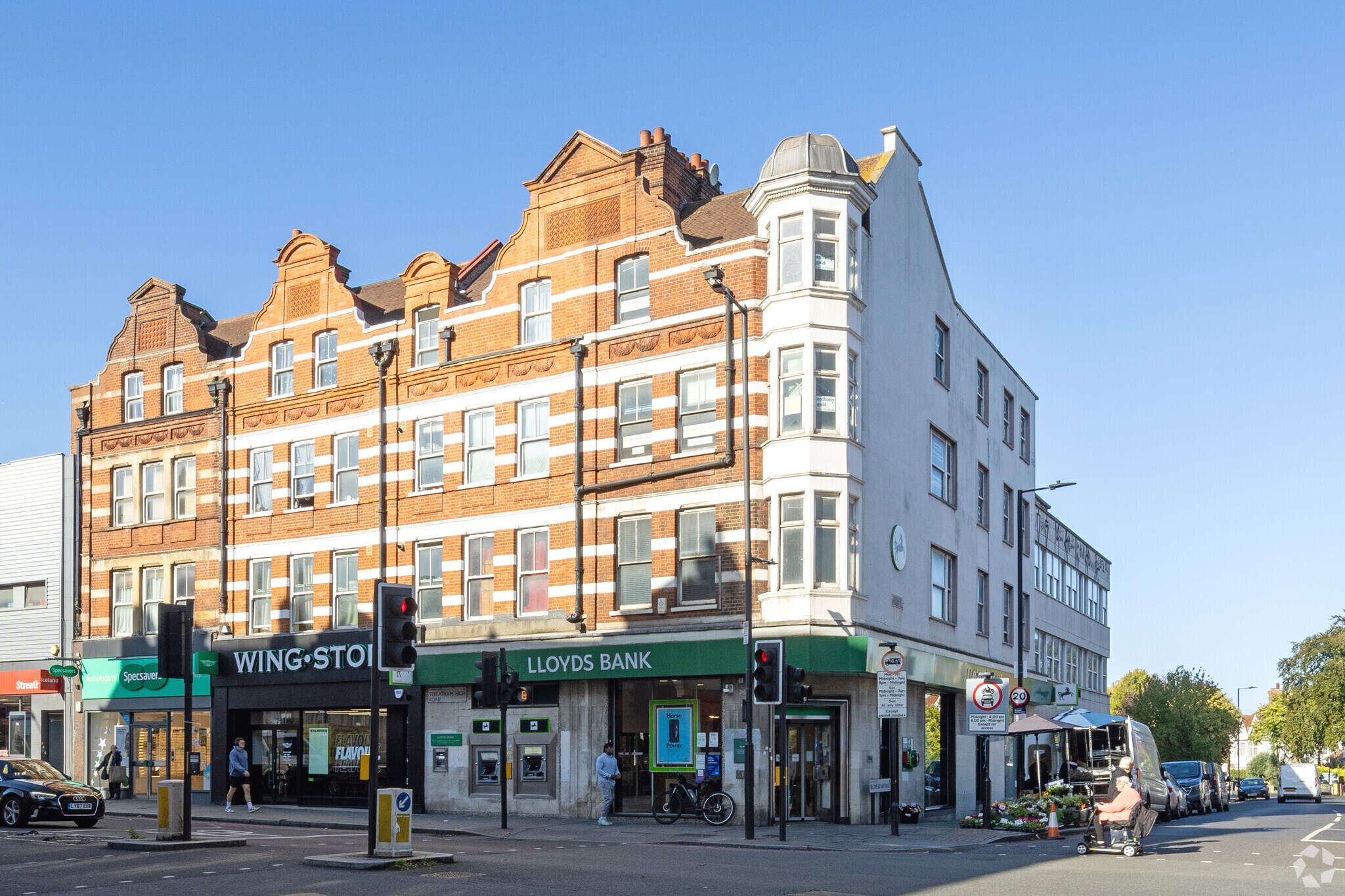 186 Streatham High road, Londres à louer Photo principale– Image 1 sur 3