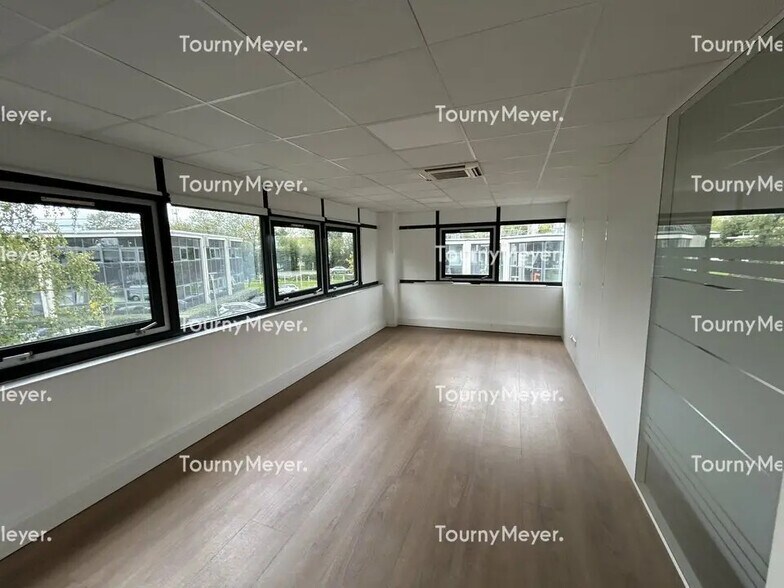 Bureau dans Nantes à louer - Photo de l’immeuble – Image 3 sur 8