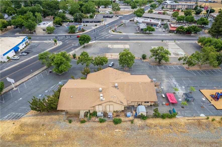 1276 Feather River Blvd, Oroville, CA à vendre - Photo de l’immeuble – Image 3 sur 8