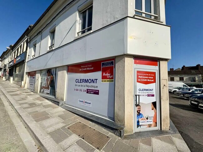 Plus de détails pour Bureau, Local commercial à louer