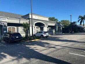 2855 Alt 19, Palm Harbor, FL à louer Photo de l’immeuble– Image 2 sur 43