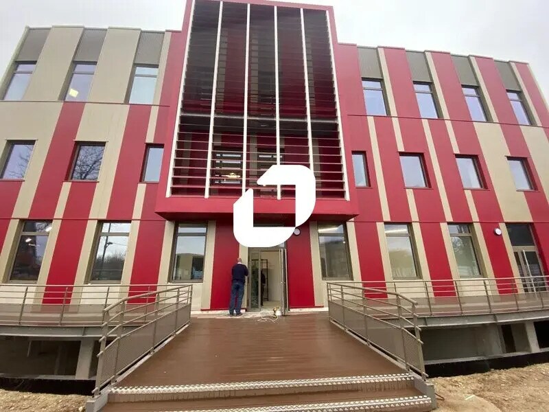 Local d’activités dans Gennevilliers à louer Photo de l’immeuble– Image 1 sur 20