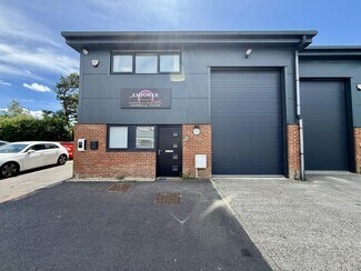 Plus de détails pour 165 Christchurch Rd, Ringwood - Industriel/Logistique à louer