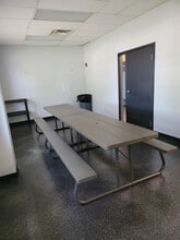 7321 Trade Ct, Sarasota, FL à louer Photo intérieure– Image 2 sur 10